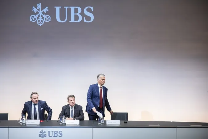 Swissinfo: Swiss prosecutor investigates Credit Suisse takeover